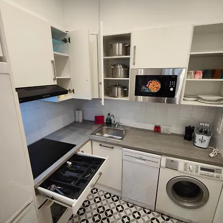 Rua Nova Apartment, Bajo Con Jardin, Netflix Y Ps4, 2