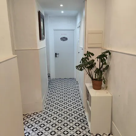 Rua Nova Apartment, Bajo Con Jardin, Netflix Y Ps4, 2 Appartement